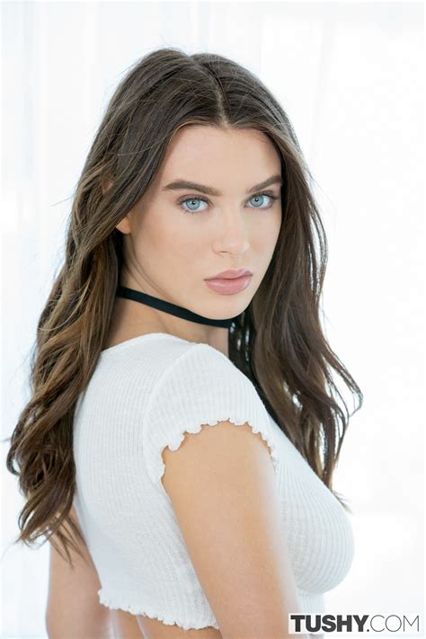 [3] Early life <b>Rhoades</b> was raised by a single mother in a suburb of Chicago. . Lana rhoades doggy